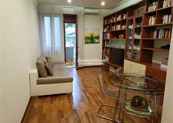 3+ bedroom apartment for Sale in Bologna